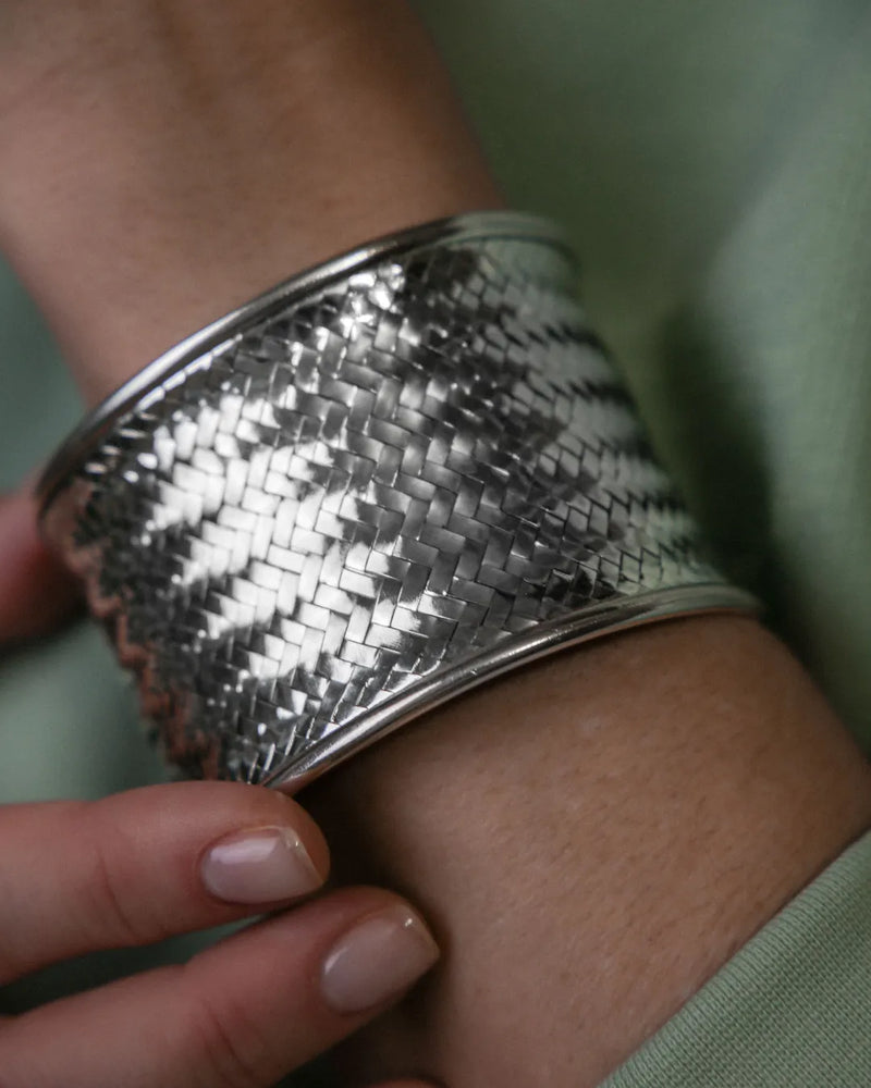 Silver braided bracelet small