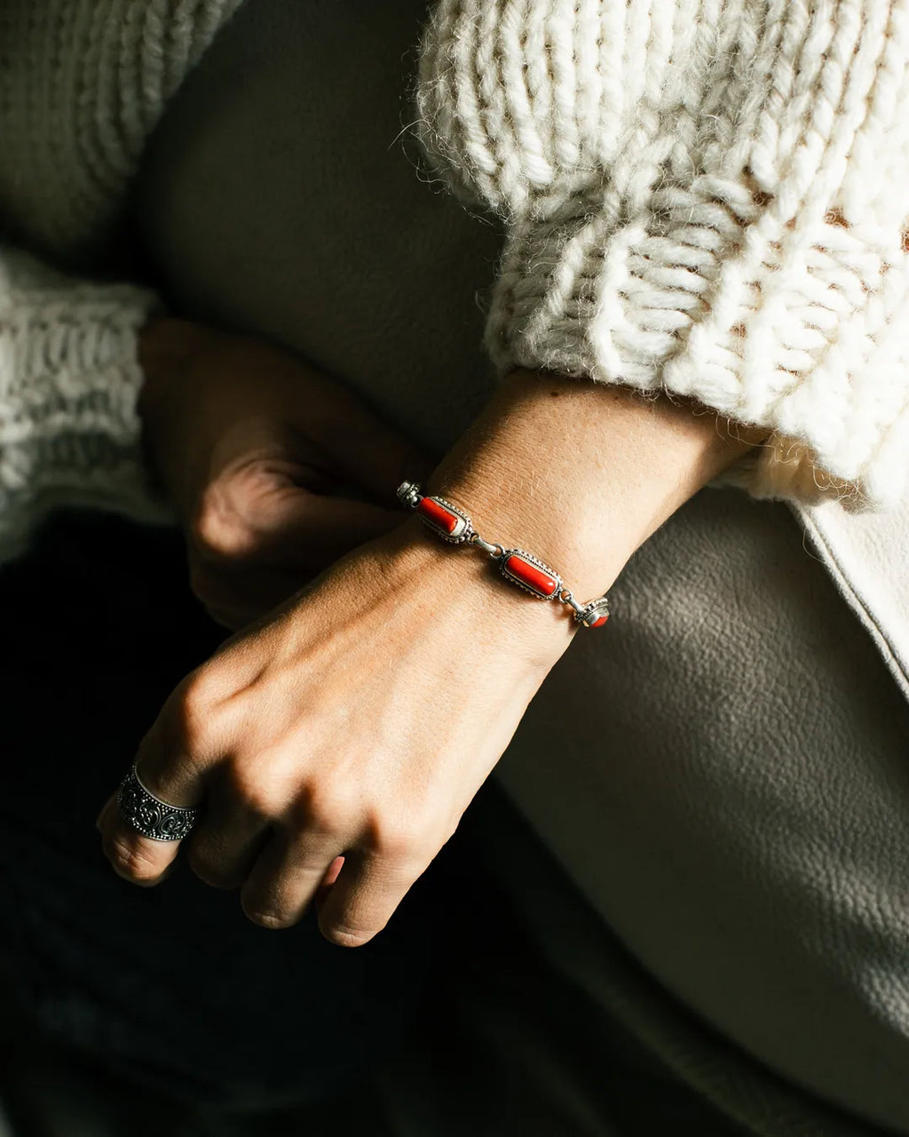 Bracelet with coral