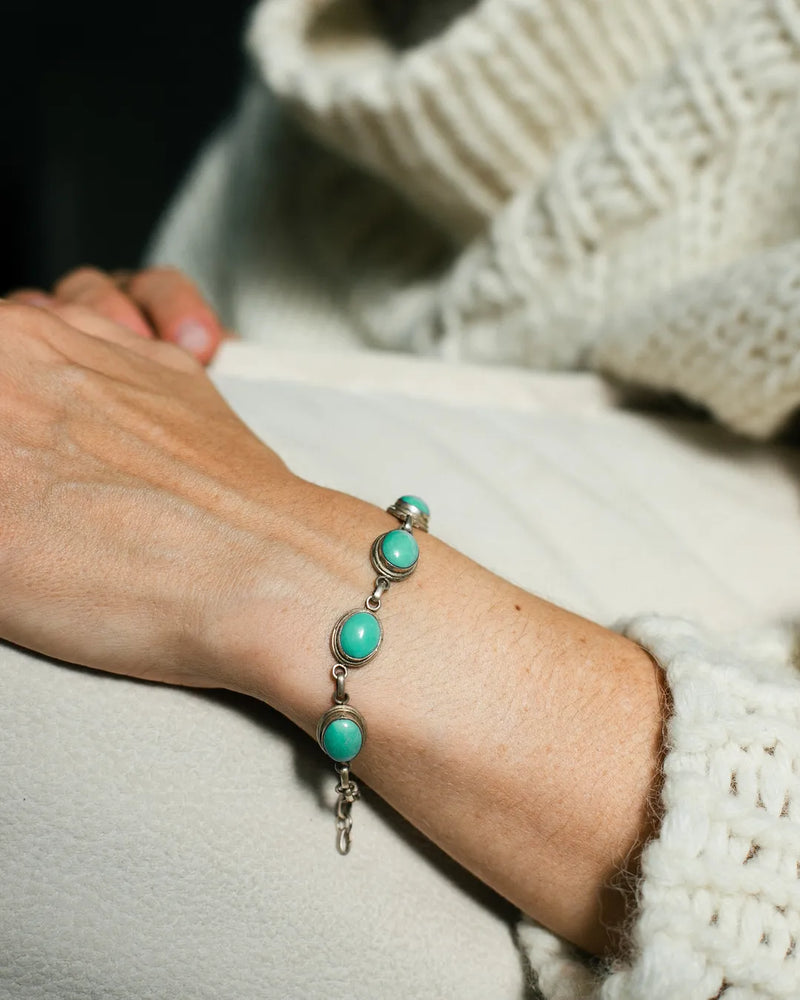 Bracelet with turquoise