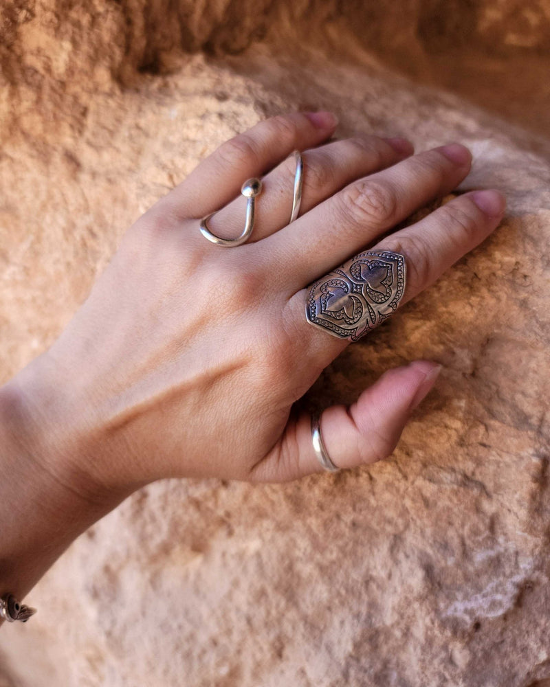 Silver ring with engraving cotton flower - jewerly-store-s