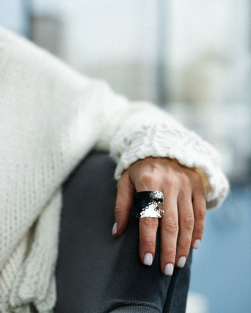 The ring with a crumpled square - jewerly-store-s